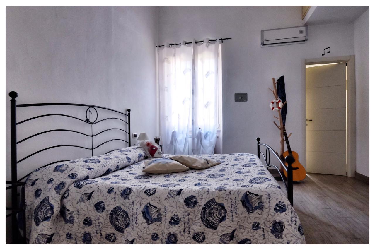 La Casa Sul Molo Bed and Breakfast Viareggio Buitenkant foto