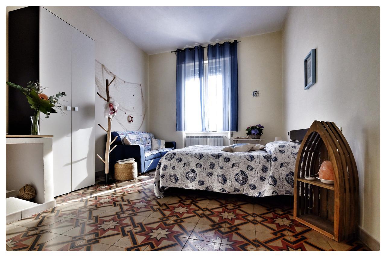 La Casa Sul Molo Bed and Breakfast Viareggio Buitenkant foto